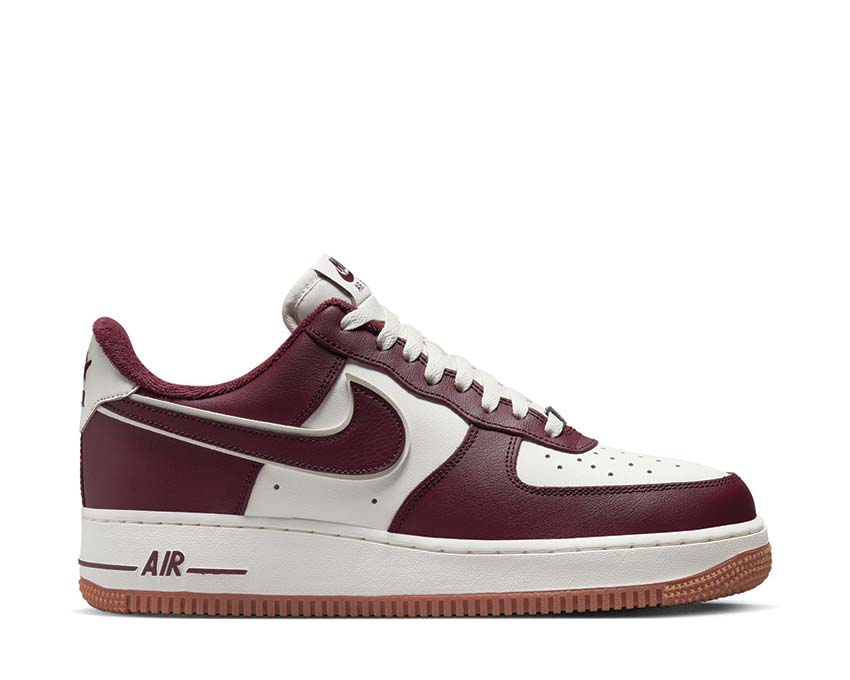 Nike air force 1 07 low maroon on sale