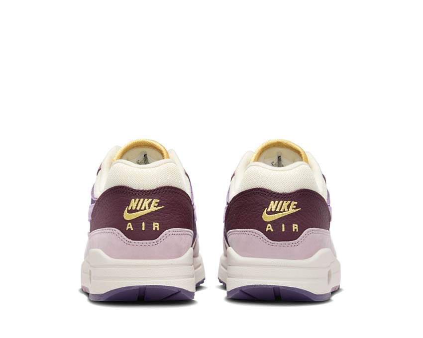 Nike Air Max 1'87 Dark Raisin / Hydrangeas - Lt Violet Ore HQ4051-500