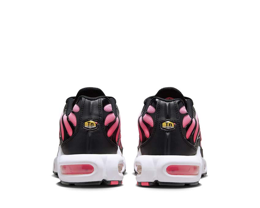 Nike Air Max Plus W Black / Hot Punch - White DZ3670-002