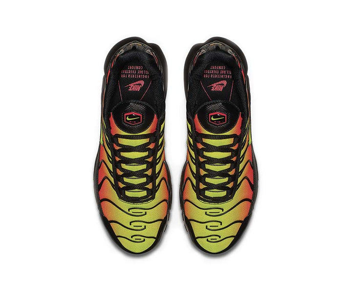 Nike Air Max Plus W Black / Volt - Solar Red AQ9979-001