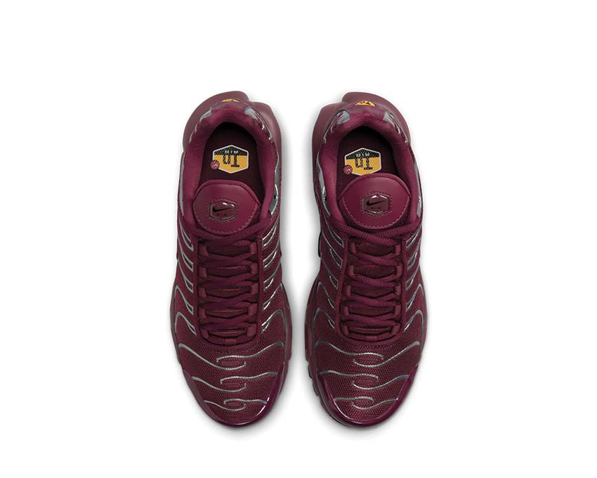 Nike Air Max Plus SE W "Night Maroon"