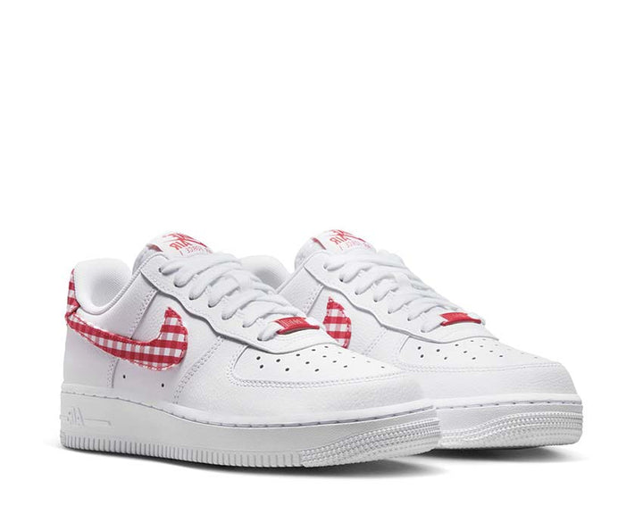 Nike Air Force 1 '07 Ess Trend White / Mystic Red DZ2784-101