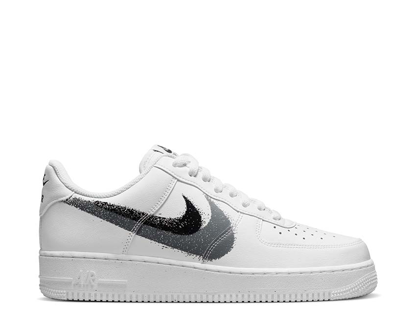 Nike noire best sale et blanche