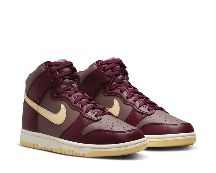 Nike Dunk High Plum Eclipse / Pale Vanilla - Night Maroon DD1869-202