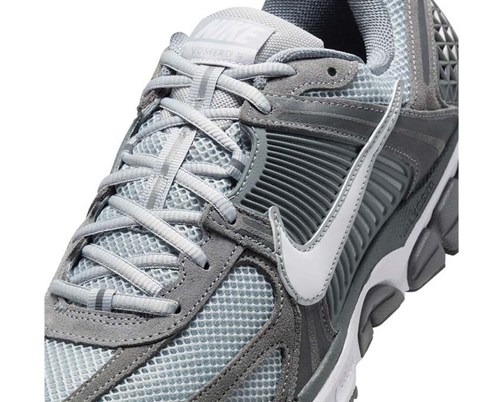 Nike Zoom Vomero 5 "Cool Grey"