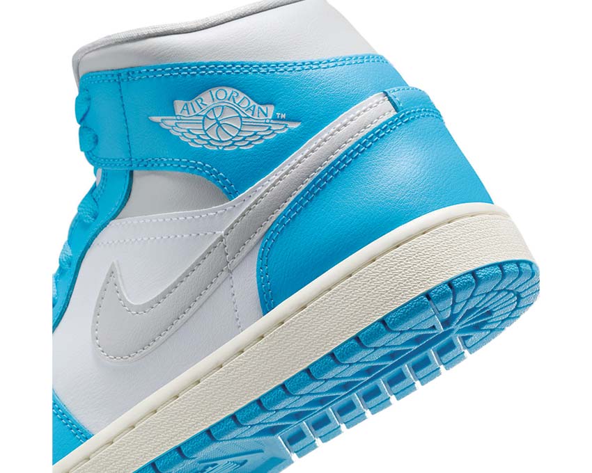 Air Jordan 1 Mid W "Powder Blue"