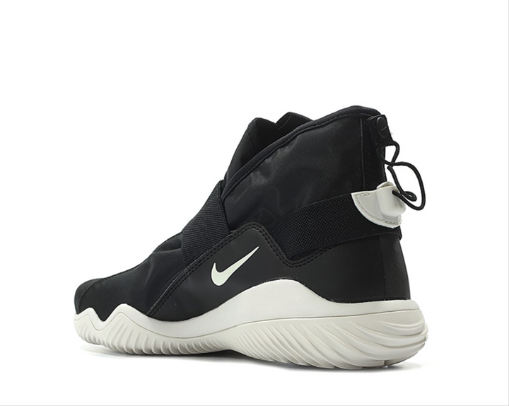 Nike Komyuter Black White AA2211-001