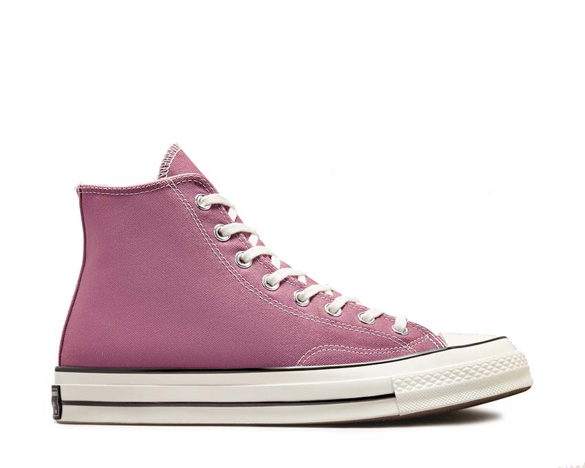 So how can I describe it better than the clever Converse employees themselves Pink Aura / Egret 172683C