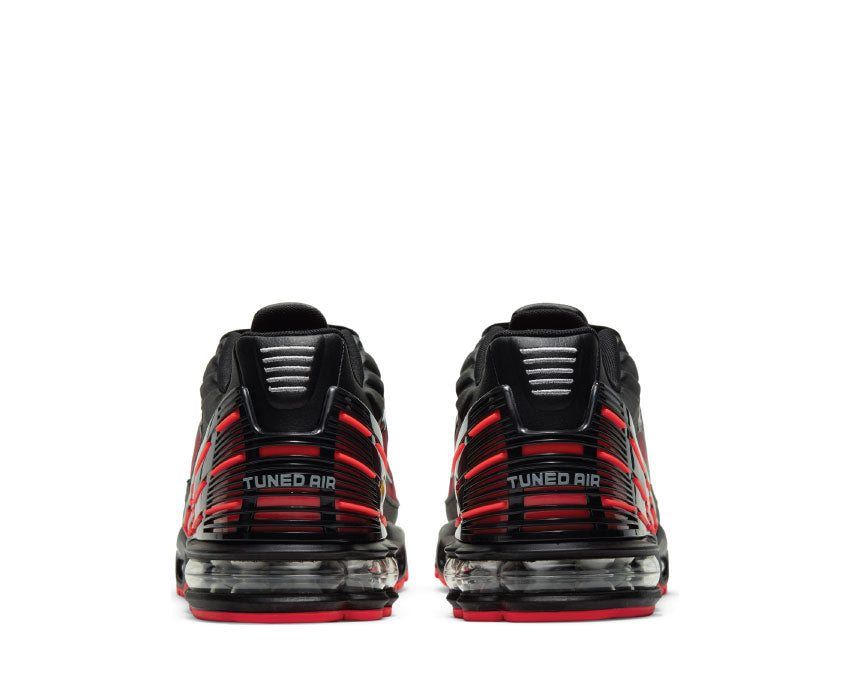 Nike Air Max Plus 3 Black / Wolf Grey - Radiant Red CT1693-002