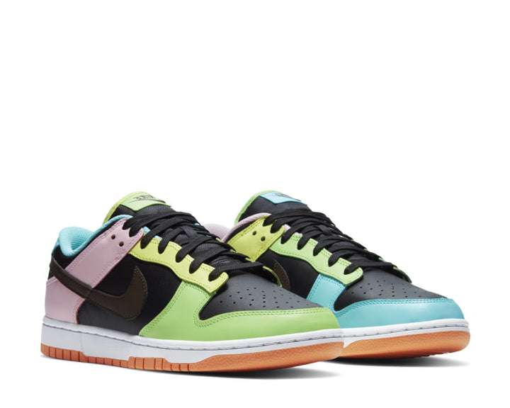 Nike Dunk Low SE Black / Dark Chocolate - Copa - Pink Foam DH0952-001