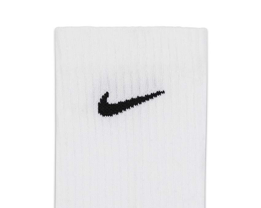Nike Everyday + Lightweight Socks