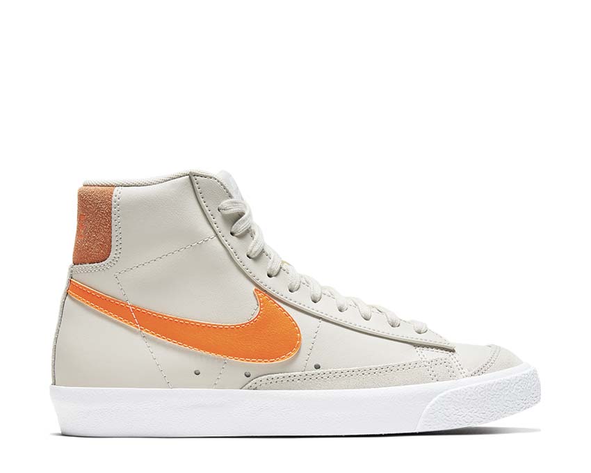 Nike W Blazer Mid '77 Light Bone / Total Orange - Orange Trance CZ0461-001